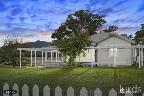 4 Hughes St, Broke, NSW 2330