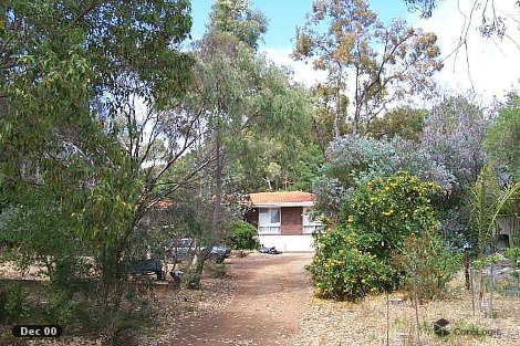 68 Mundaring Weir Rd, Kalamunda, WA 6076