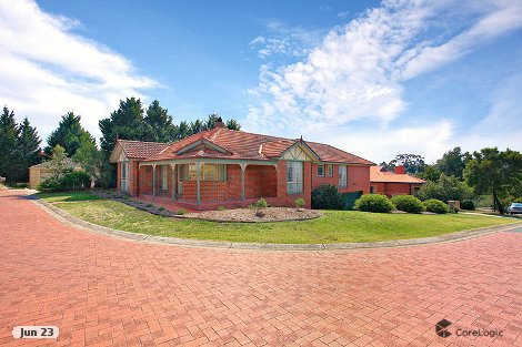 5 Stevens Cl, Roxburgh Park, VIC 3064