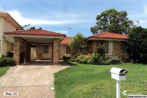 7 Cusack Cl, St Helens Park, NSW 2560