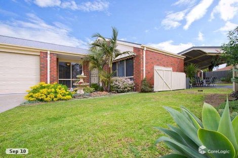 28 Melanie Blair Pl, Skye, VIC 3977