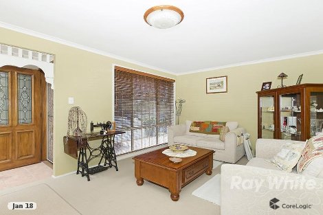 7 Columbia Cl, Woodrising, NSW 2284