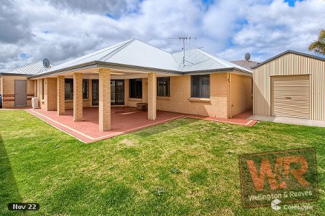 8 Grandis Way, Yakamia, WA 6330