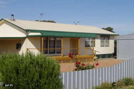 15 Central St, Louth Bay, SA 5607