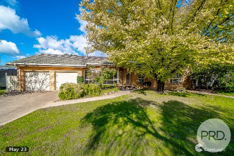 10 Norfolk Ave, Lake Albert, NSW 2650