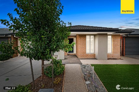 13 Bromley Cct, Thornhill Park, VIC 3335