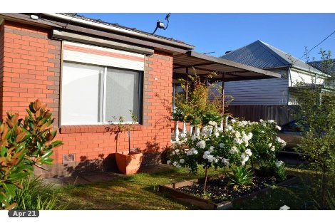 37 Queensville St, Kingsville, VIC 3012