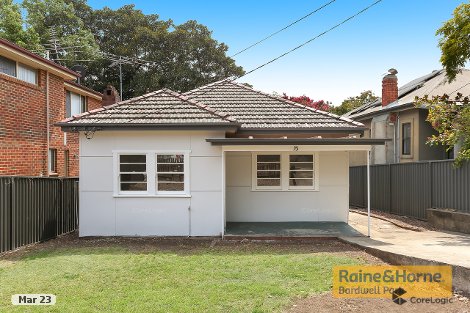 15 Loftus St, Turrella, NSW 2205