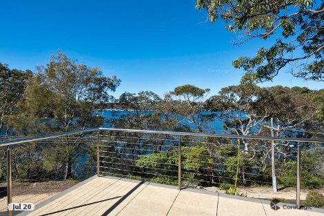 11 Cheyne Walk, Castlecrag, NSW 2068