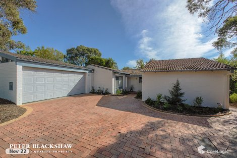 8 Pilbara Pl, Fisher, ACT 2611