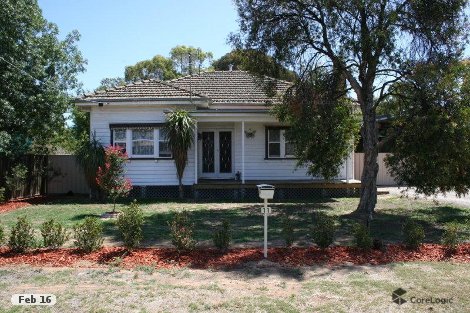 11 Lindsay St, Rochester, VIC 3561