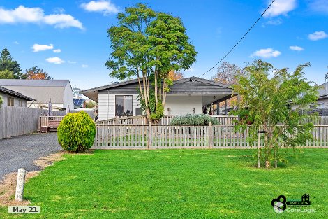 17 Queen St, Loch, VIC 3945