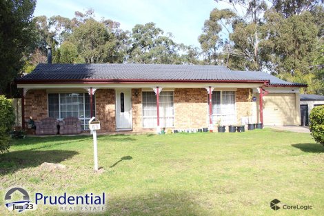 63 Woodland Rd, St Helens Park, NSW 2560