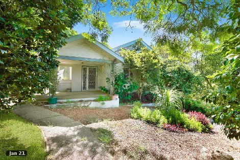 36 Raeburn Ave, Castlecrag, NSW 2068