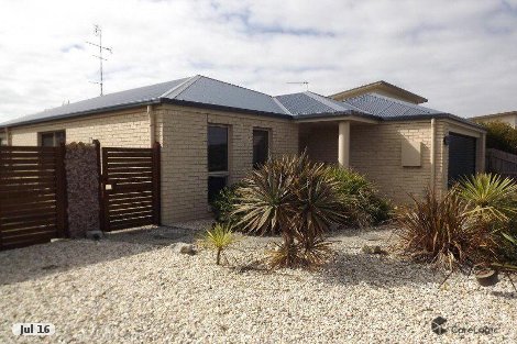 4 Pinnacle Cl, Cape Paterson, VIC 3995