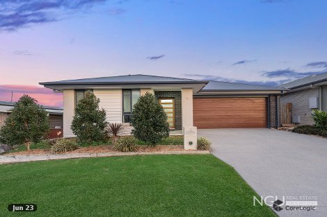 4 Reg Grundy St, Ripley, QLD 4306