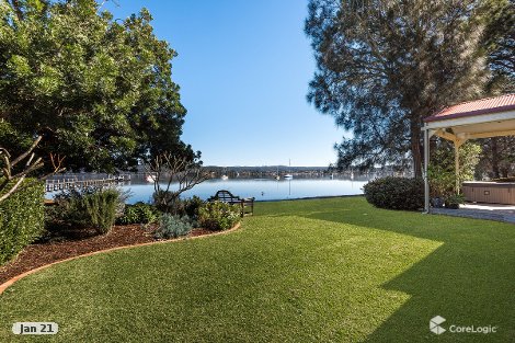 247 Avoca Dr, Green Point, NSW 2251