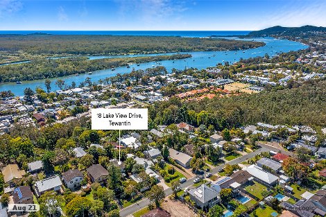 18 Lake View Dr, Tewantin, QLD 4565