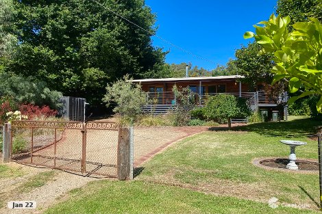 1 Stewarts Rd, Tawonga South, VIC 3698