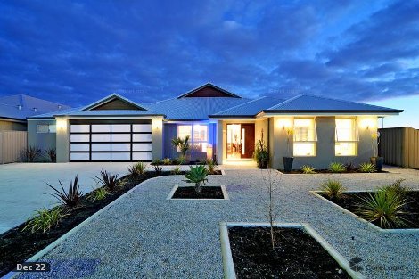 4 Chieftain Pass, Madora Bay, WA 6210