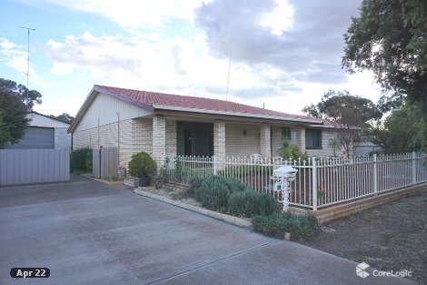 16 Lamont Cres, West Wyalong, NSW 2671