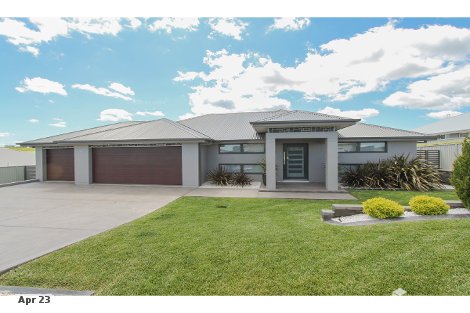 32 Cheviot Dr, Kelso, NSW 2795