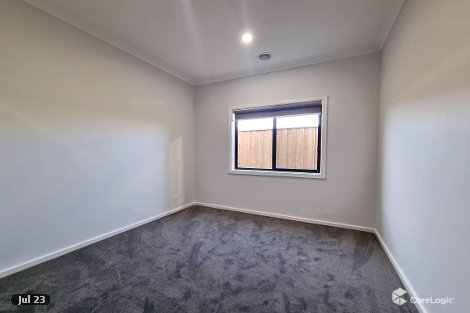 26 Mewat Cct, Thornhill Park, VIC 3335