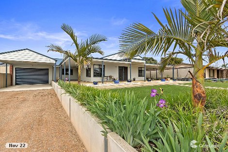 15 Baker Ave, Port Vincent, SA 5581