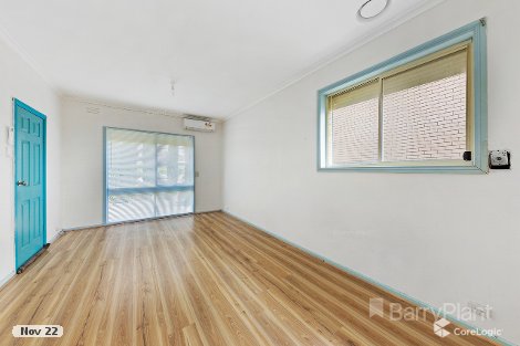 26 Stradbroke Dr, St Albans, VIC 3021