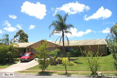 2/27 Hollywood Pl, Oxenford, QLD 4210
