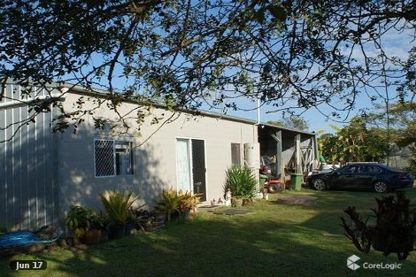 868 Sarina Beach Rd, Sarina Beach, QLD 4737