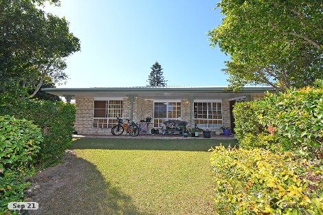 26 St Andrews Dr, Pialba, QLD 4655