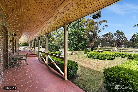 22 Jason Dr, Woodend, VIC 3442