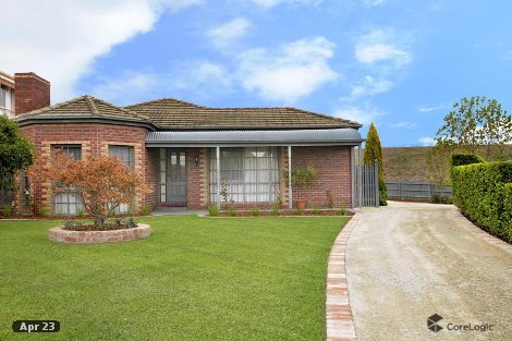 10 Cash Fues Pl, Wantirna, VIC 3152