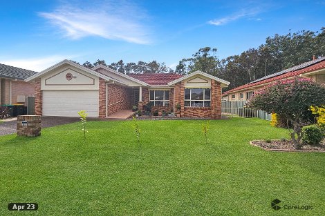 18 Glen Cl, North Haven, NSW 2443