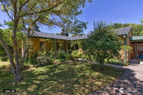 5 Arnold Ct, Woodend, VIC 3442