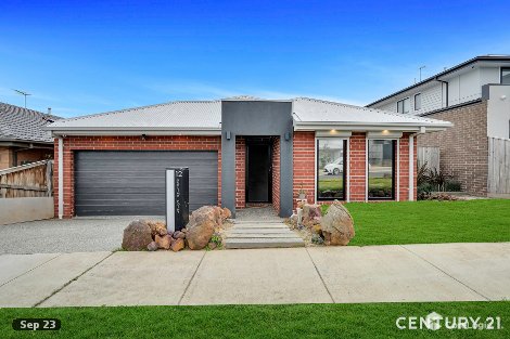 12 Sublime Point Rd, Bacchus Marsh, VIC 3340