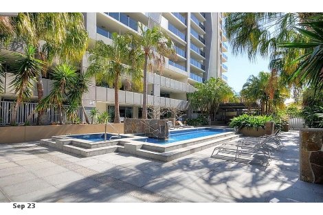 53 Darrambal St, Surfers Paradise, QLD 4217