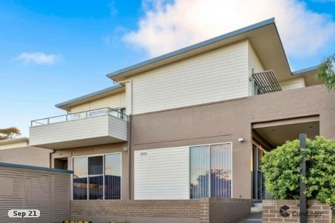 4/2a Nicole Cl, Watanobbi, NSW 2259