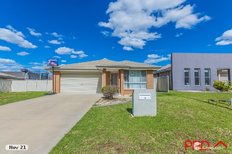 3 Darien Ave, Hillvue, NSW 2340