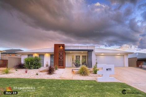 32 Flack Cres, Boorooma, NSW 2650