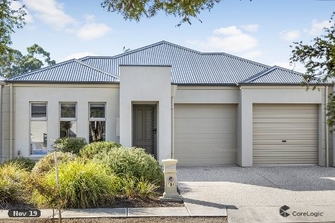 18a Parsons Gr, Park Holme, SA 5043