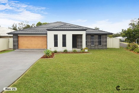 2 Sunshine Cct, Emerald Beach, NSW 2456