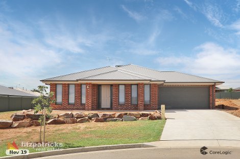25 Tantoon Cct, Forest Hill, NSW 2651