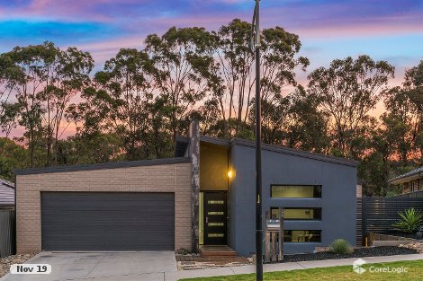 9 Bentley Tce, Quarry Hill, VIC 3550