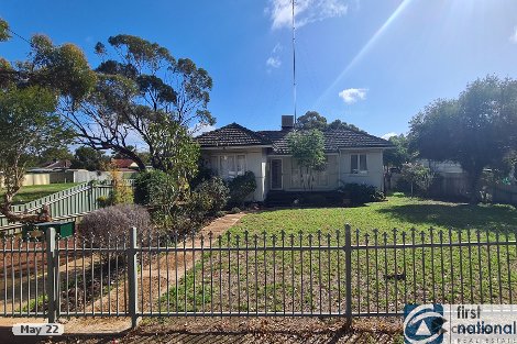 25 Yalbaroo Rd, Northam, WA 6401