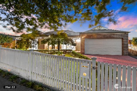 19 Manor Dr, Frankston South, VIC 3199