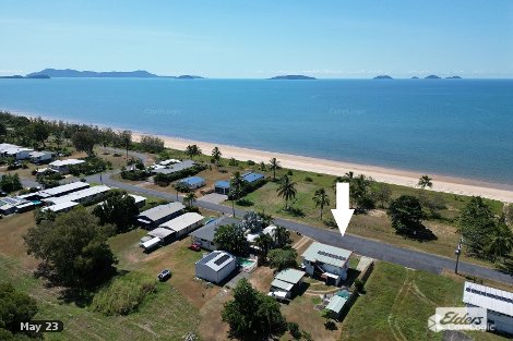 25 Taylor St, Tully Heads, QLD 4854