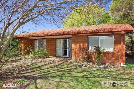 10 Moyes St, Armidale, NSW 2350