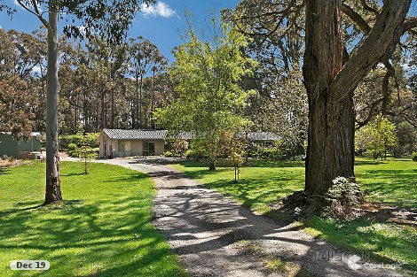 24 Hoburd Dr, Woodend, VIC 3442